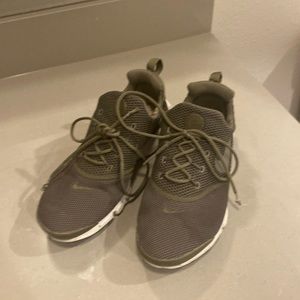 Nike Prestos